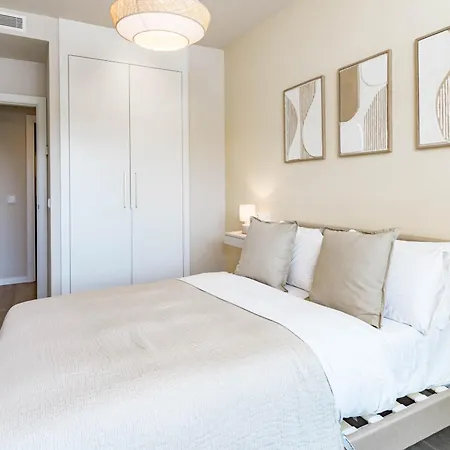 We27b - Stylish And Modern Estepona