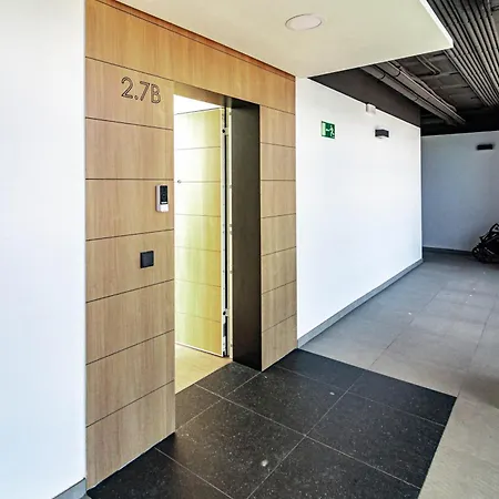 We27b - Stylish And Modern Estepona