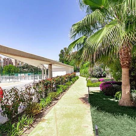 We27b - Stylish And Modern Estepona